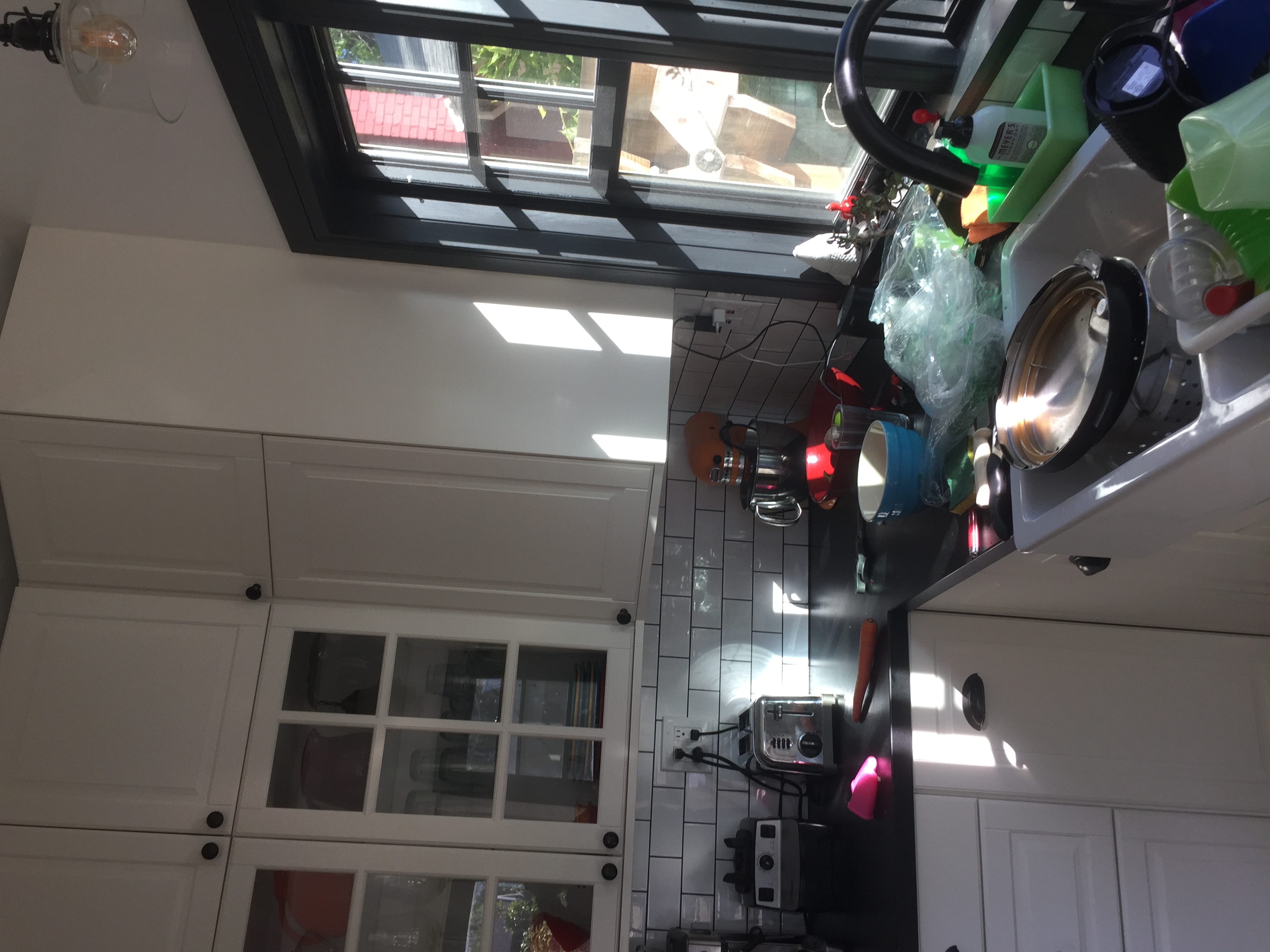 Modern Kitchen And Laundry Remodel — photo 6