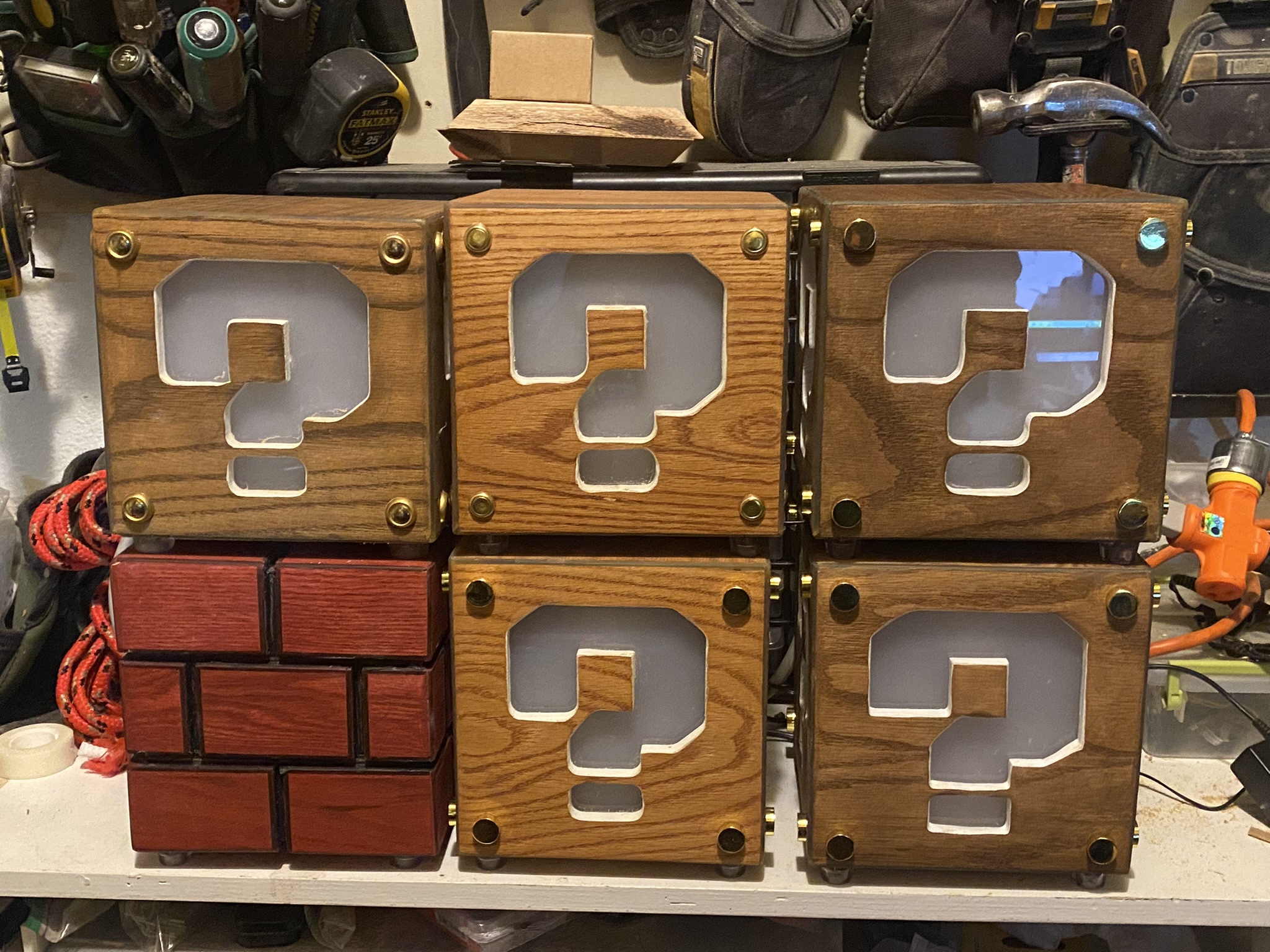 Color-Changing Oak Accent Lights — photo 8